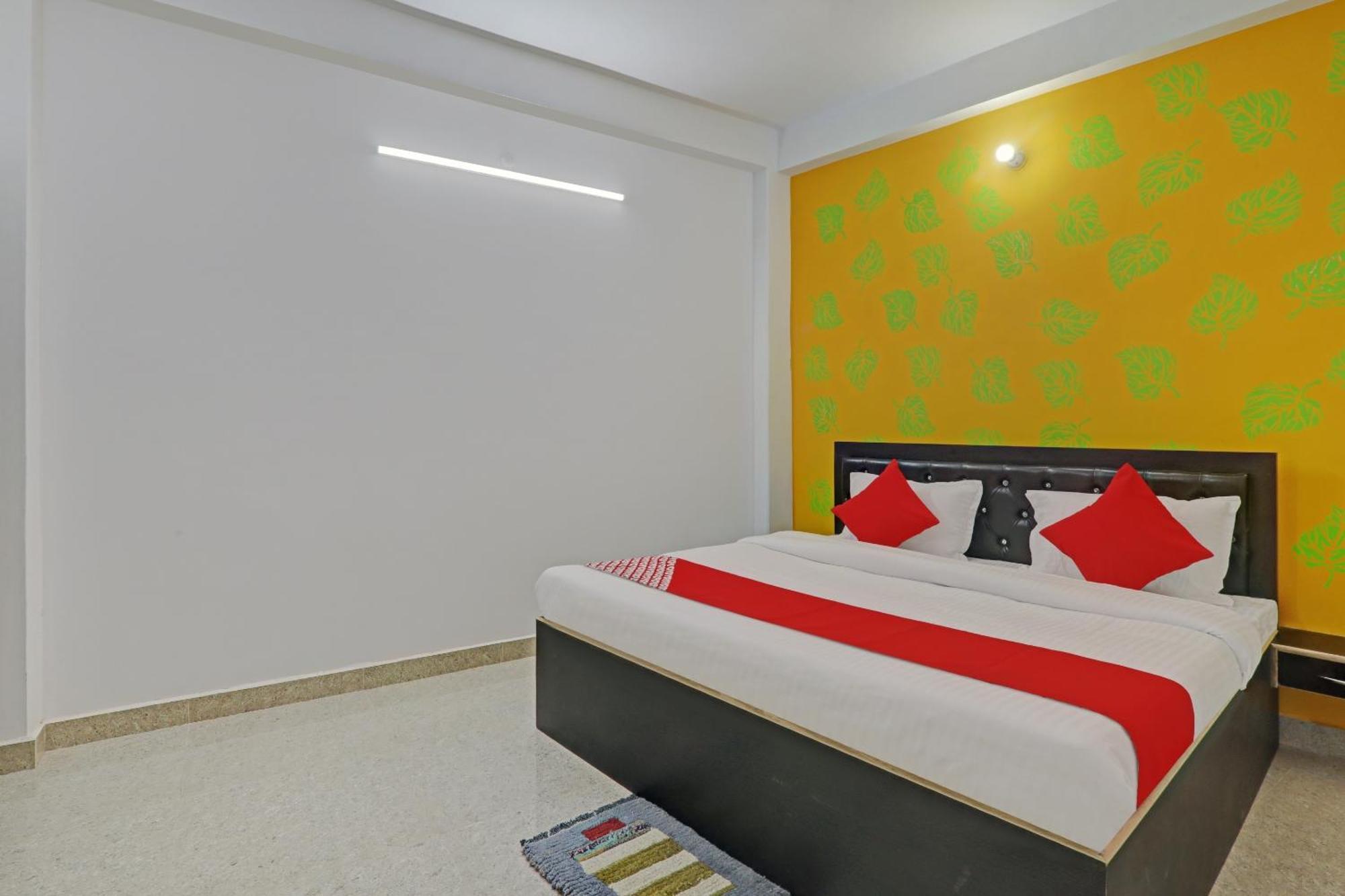 Hotel O Sparrow Nest Varanasi Exterior foto