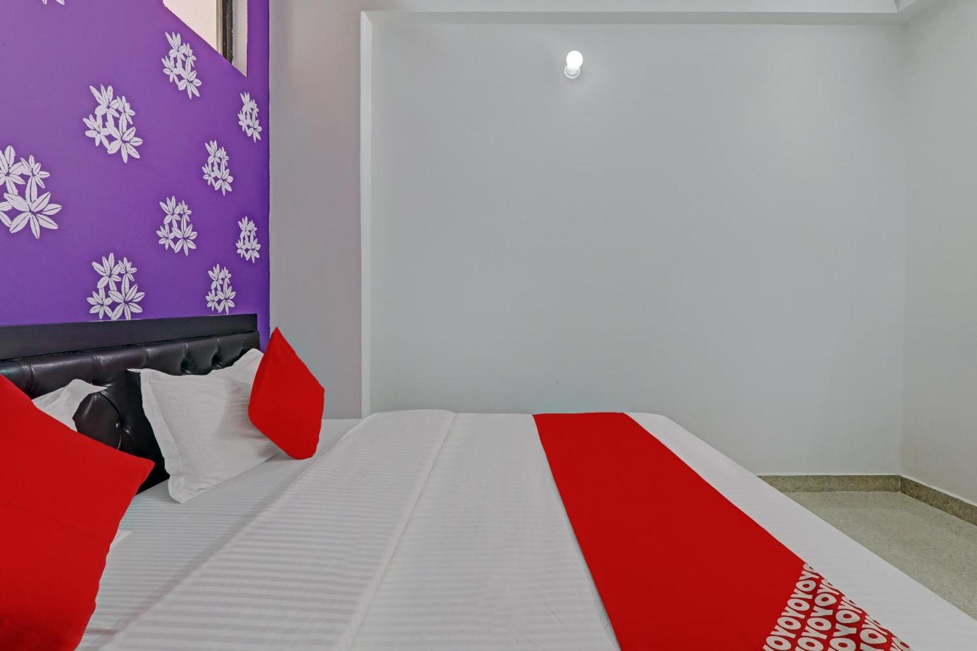 Hotel O Sparrow Nest Varanasi Exterior foto