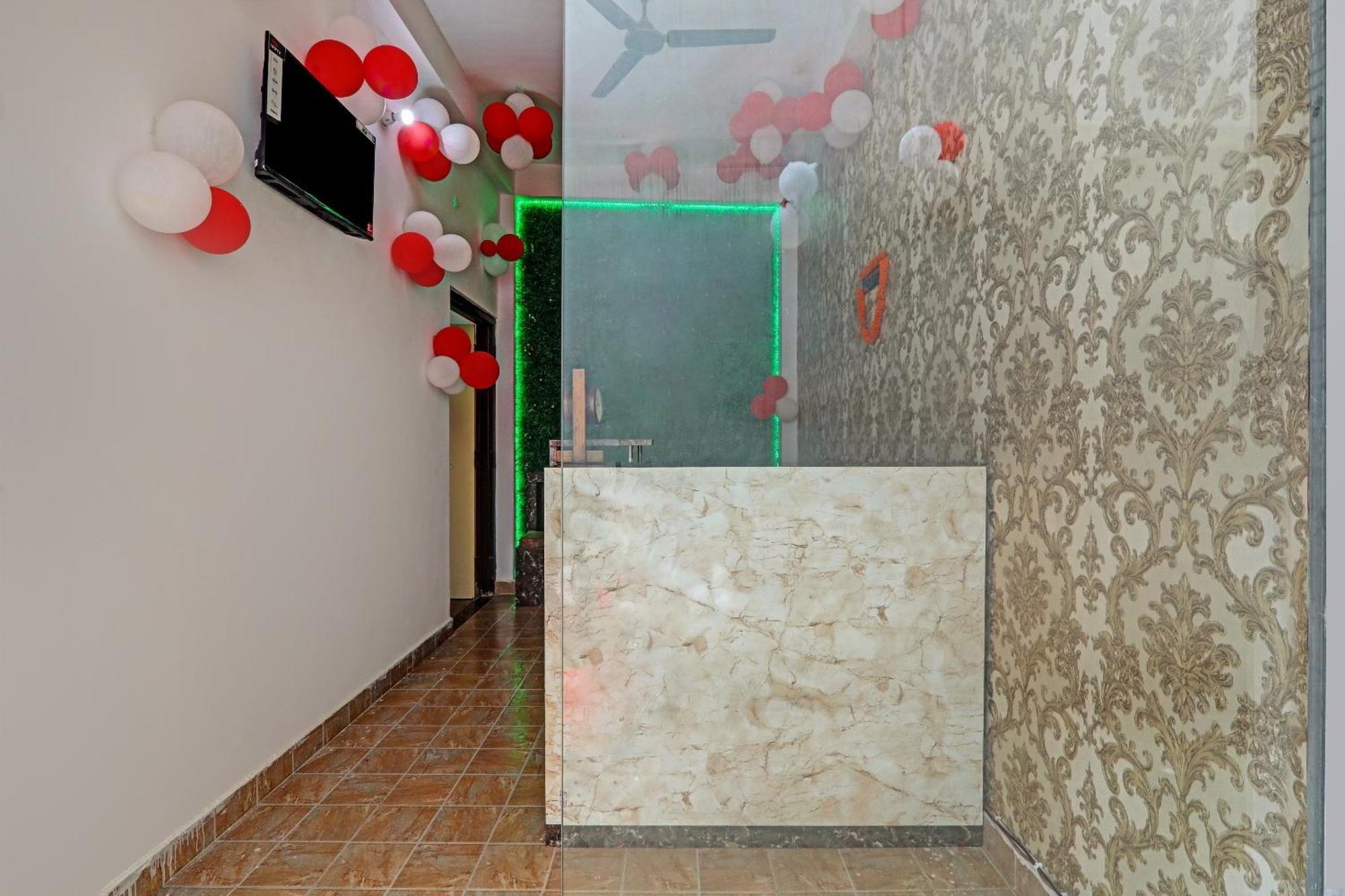 Hotel O Sparrow Nest Varanasi Exterior foto