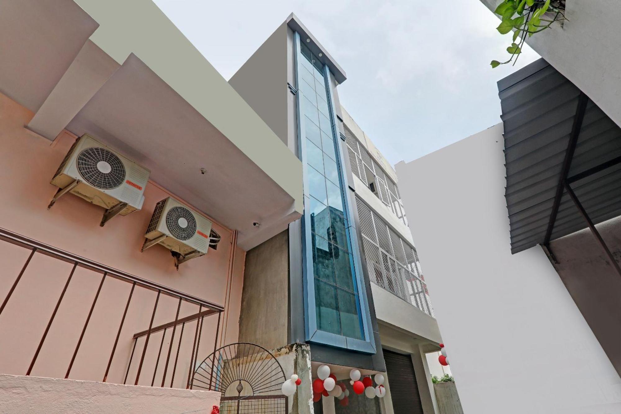 Hotel O Sparrow Nest Varanasi Exterior foto